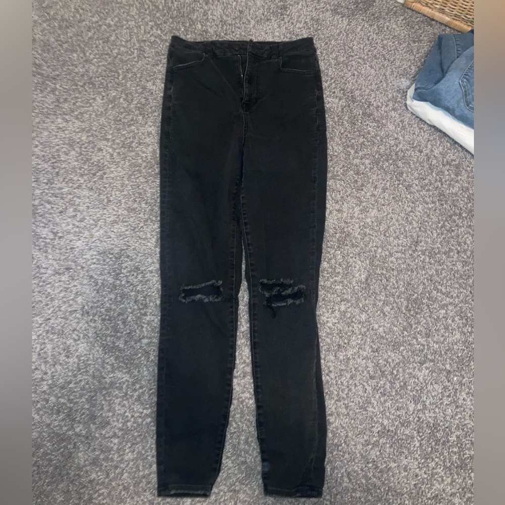 Black ripped jeans